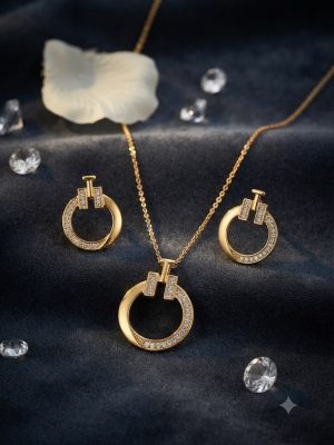Woman Elegant Stylish Gold Jewelry Set