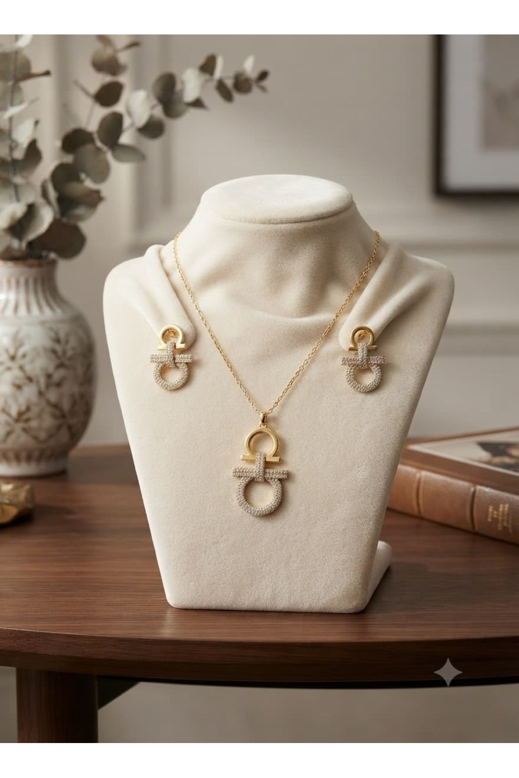 1785399549132-l59joec Gold Crystal Jewelry Set