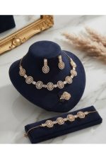 Elegant 4-Piece Jewelry Set