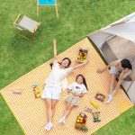 Waterproof Outdoor Picnic Blanket-4.jpg