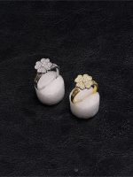 Crystal Flower Ring - Zambeel