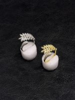 Crystal Leaf Ring - Zambeel