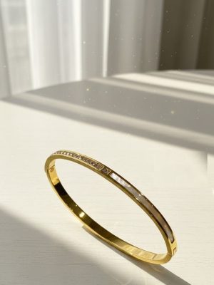 Elegant Slim Crystal - Line Bangle - Zambeel