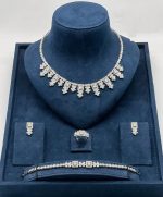 Floral Square Crystal Jewelry Set - Zambeel