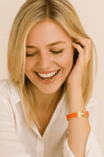 Luxury H Enamel Bracelet - Zambeel