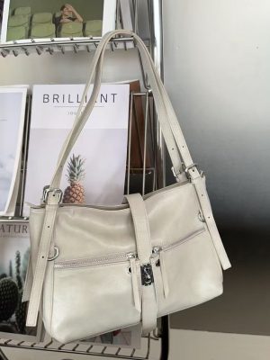 New Retro Large Capacity Casual Shoulder Bag - Zambeel