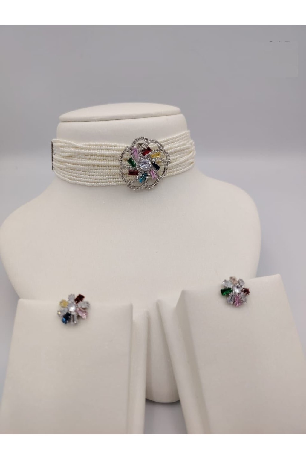 pearl-choker-necklace-sets-2558758 Pearl Choker Necklace Sets - Zambeel