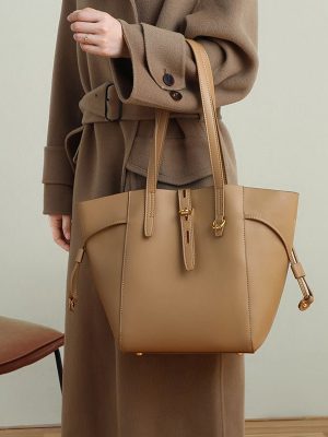 Retro Genuine Leather Portable Women's Shoulder Bag - Zambeel