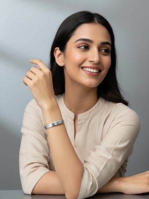 Roman Elegance Silver Bangle - Zambeel