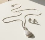 Royal Teardrop Pendant Necklace Set - Zambeel