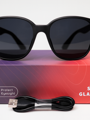Smart Glasses Protect Eyesight © - Zambeel
