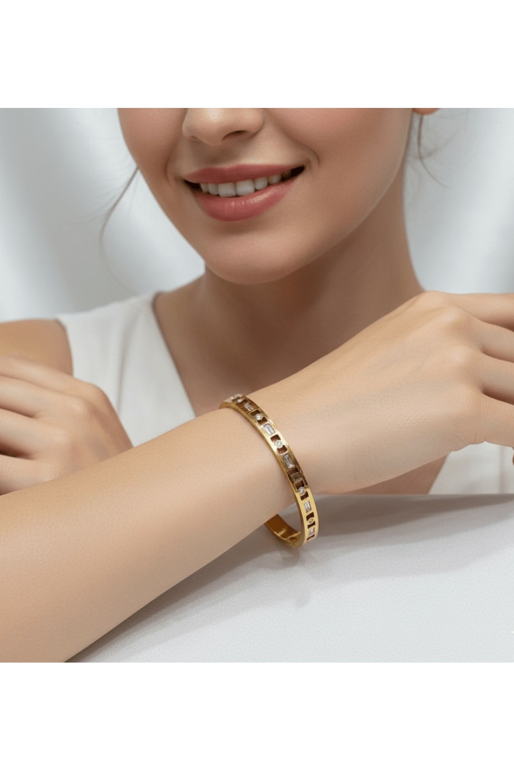 square-prism-crystal-bangle-9762473 Square Prism Crystal Bangle - Zambeel