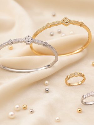 Elegant Knot Zirconia Bangle & Ring Set